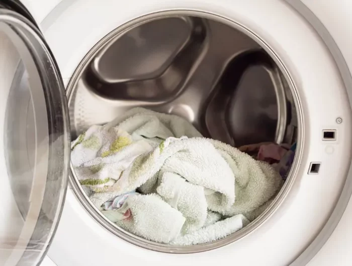 tuecher waschen waschmaschine wie werden raue handtuecher wieder weich