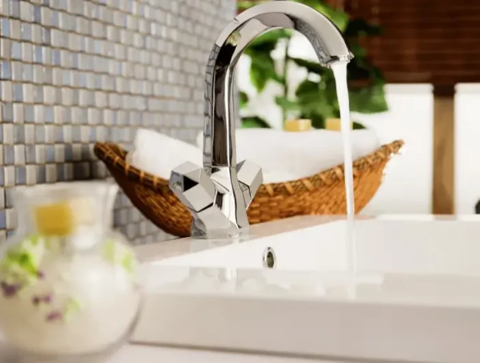 was ist der beste rohrreiniger abfluss stinkt ploetzlich sauberer waschbecher im bad