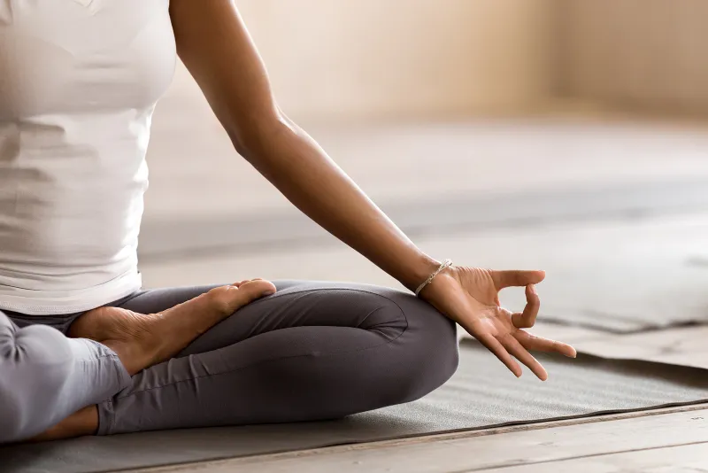 yoga nach der arbeit sollte man morgens oder abends trainieren