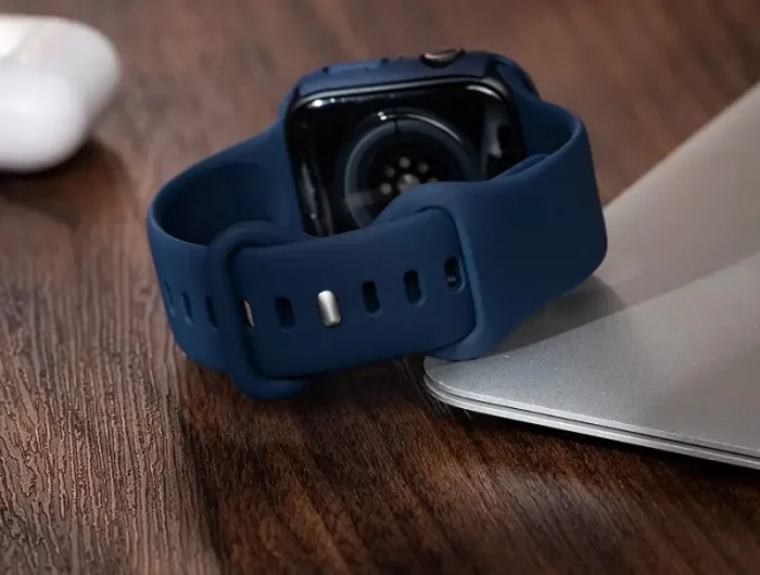 apple watch sport loop armband reinigen blaue apple smartwatch mit dunkelblauem armband