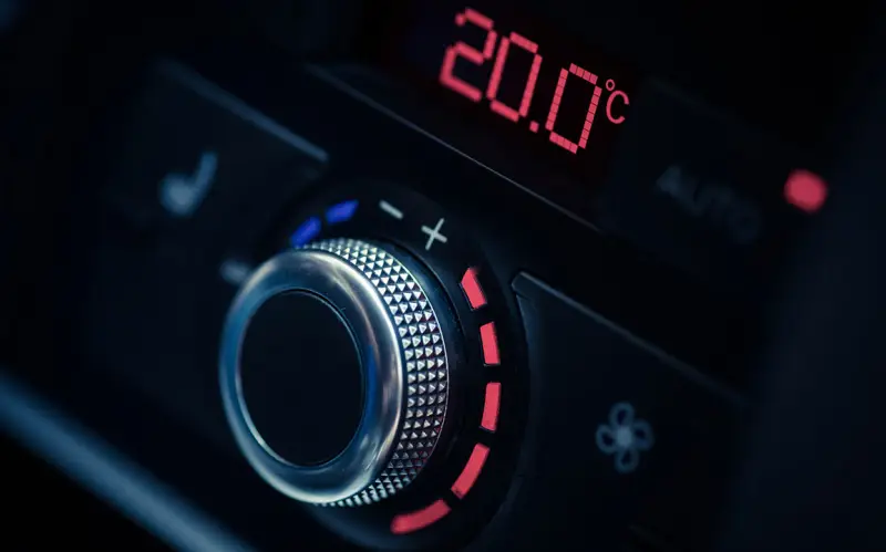 klimaanlage reinigen auto wie oft was kostet eine reinigung der klimaanlage klimaanlage dashboard einstellen
