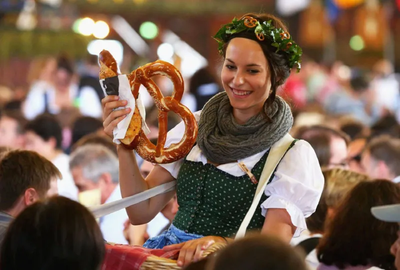 oktoberfest in muenchen volkfest