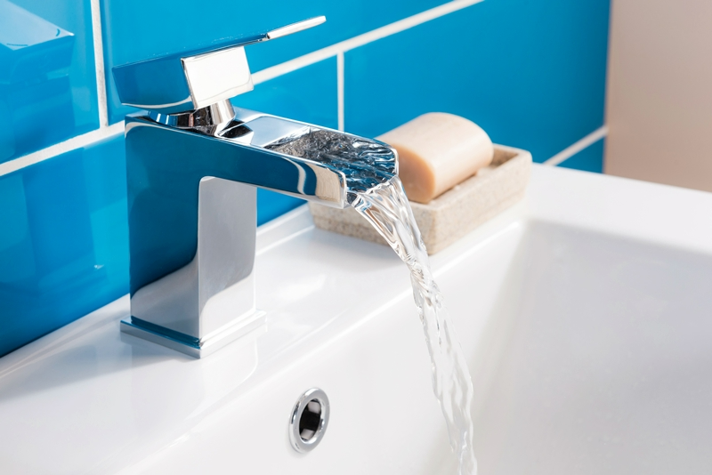 silikonfugen erneuern schritt fuer schritt anleitung und tipps waschbecken badezimmer