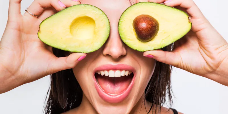 avocado essen um gluecklicher zu sein und die mentale gesundheit staerken