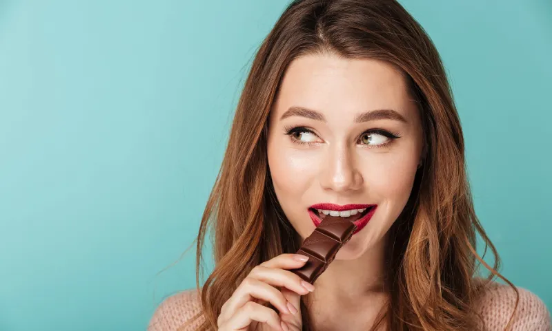 dunkle schokolade essen damit man gluecklicher sein kann