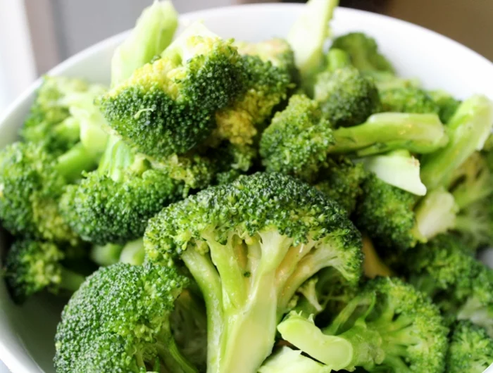 gute gehirnnahrung brokkoli lebensmittel fuer ein starkes gehirn