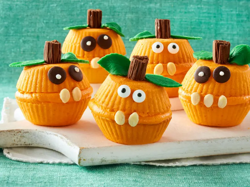 halloween muffins rezepte aus dem backofen orange muffins mit kuerbis