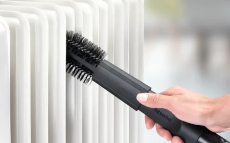 heizkörper putzen mit heizkörperbürste mit langem stiel