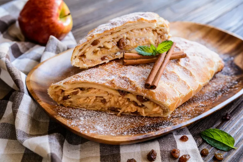 koestliche ideen herbst gebaecke apfelstrudel rezept zum selber machen