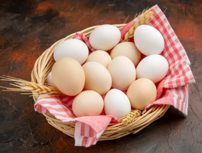 lebensmittel die haarausfall verursachen rohes eiweiß eier