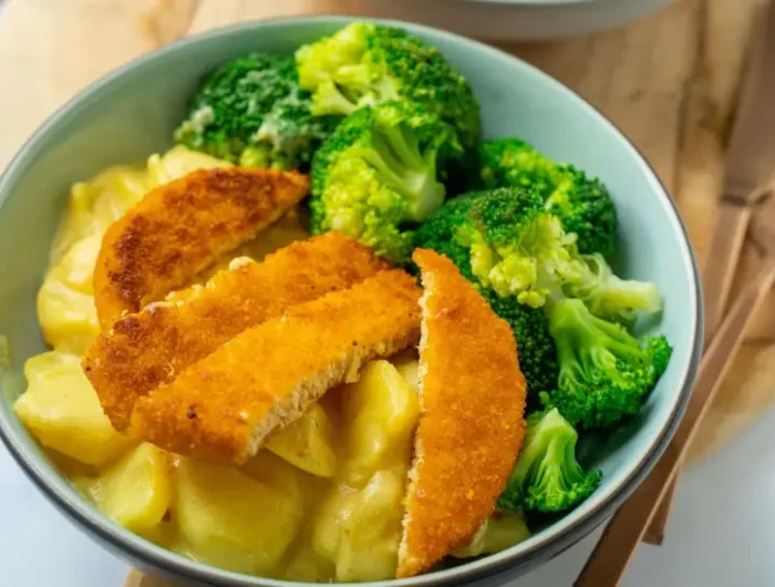 brokkoli kuehlschrank aufbewahren wann brokkoli nicht essen schuessel mit blanchiertem brokkoli fisch und kartoffel