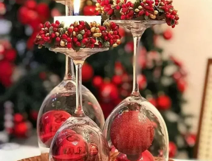dekoration fuer weihnachten weinglaeser