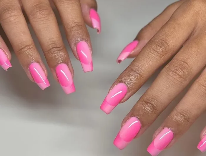 french illusion nails sind top hit im moment fuer 2022