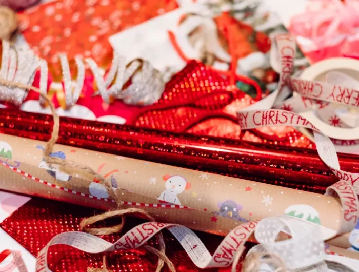 kreative bastelideen geschenkpapier bemalen weihnachten kreativ