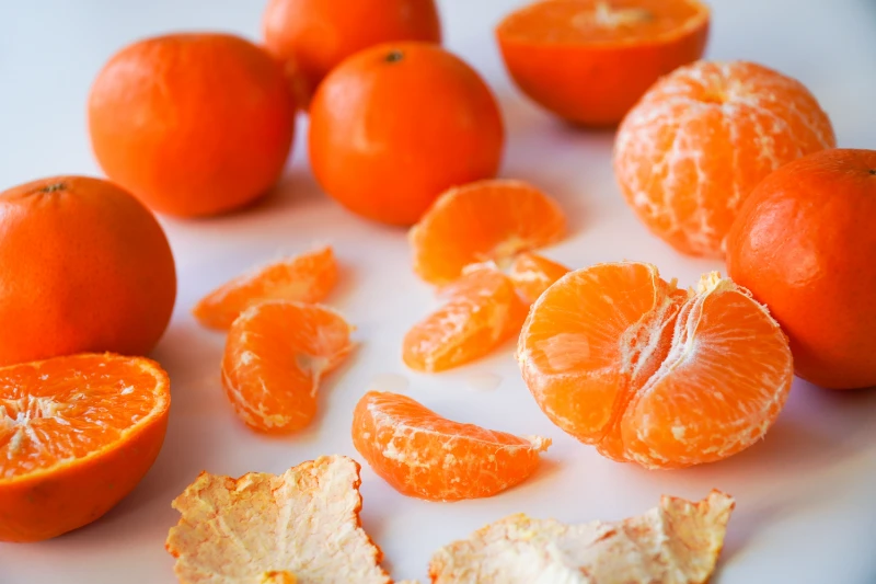 schmandkuchen auf dem blech mit mandarinen