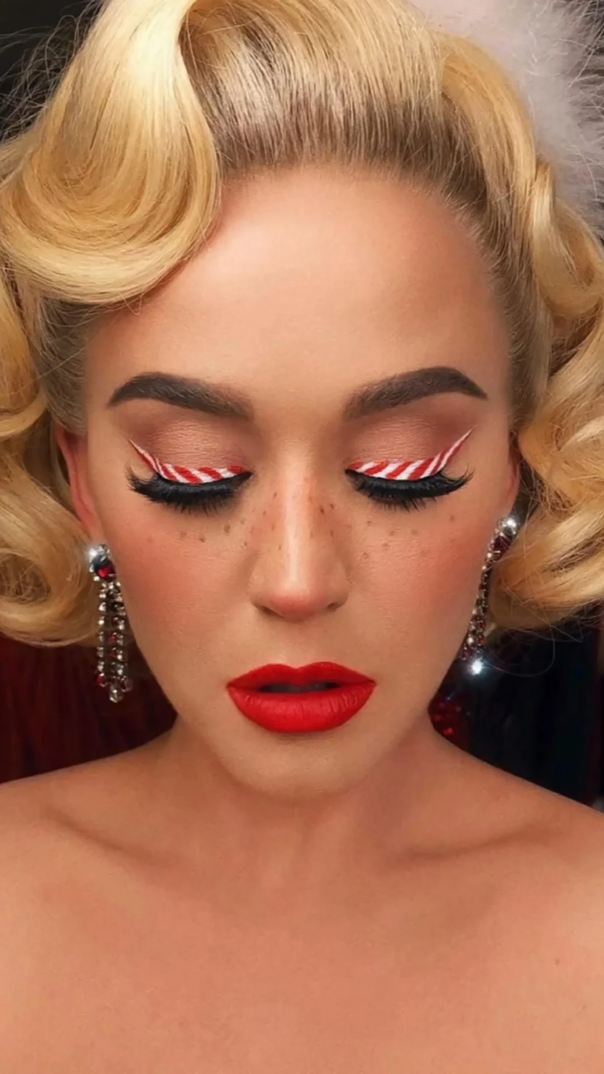 katy perry candy cane make up
