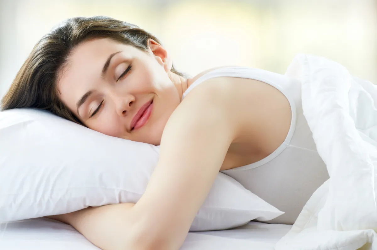 wie viel schlaf ist jede nacht gesund und genügend