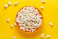 Mikrowellen-Popcorn: ist es schädlich für Sie und kann es ein gesunder Snack sein?