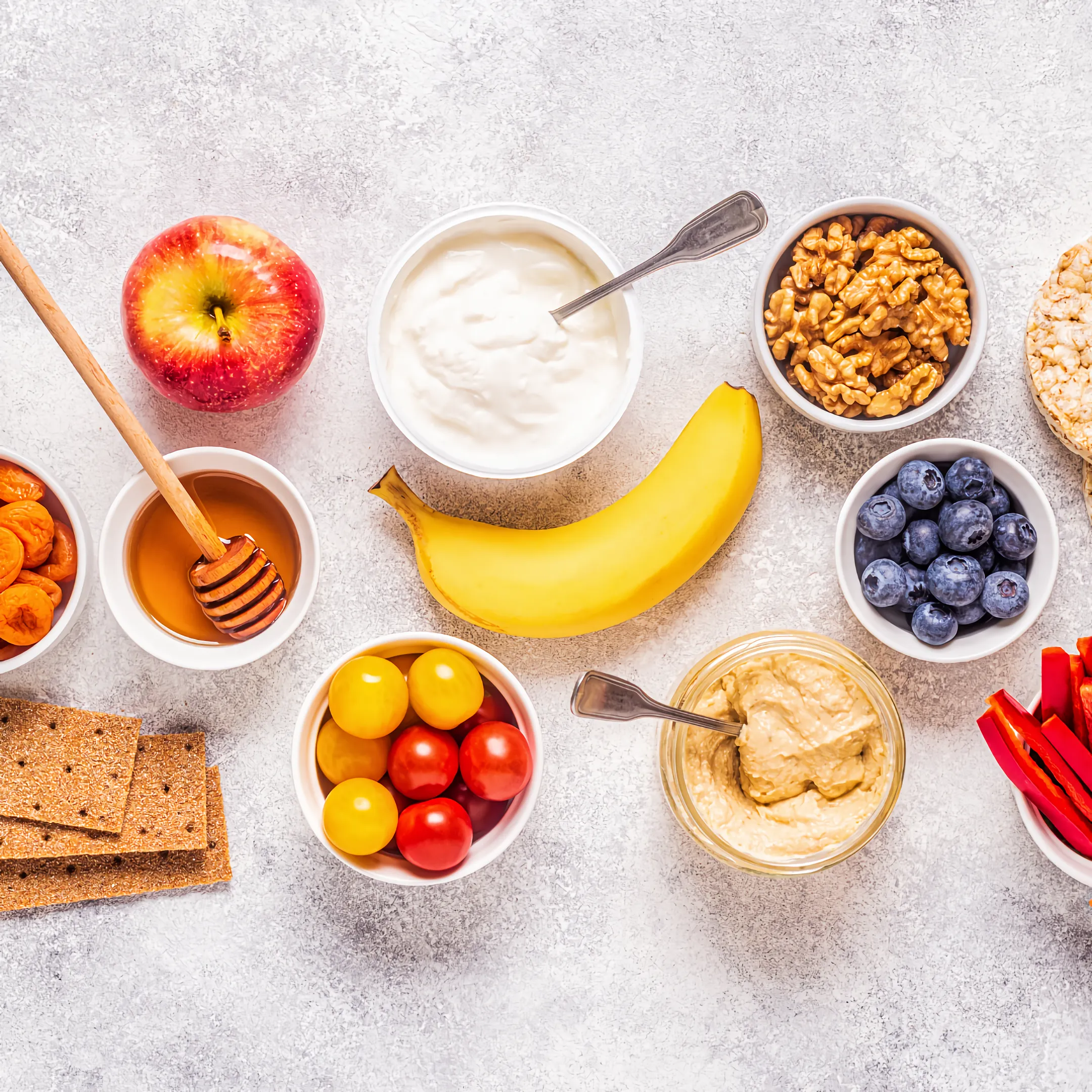 frühstück fürs gehirn joghurt banane beeren honig äpfel