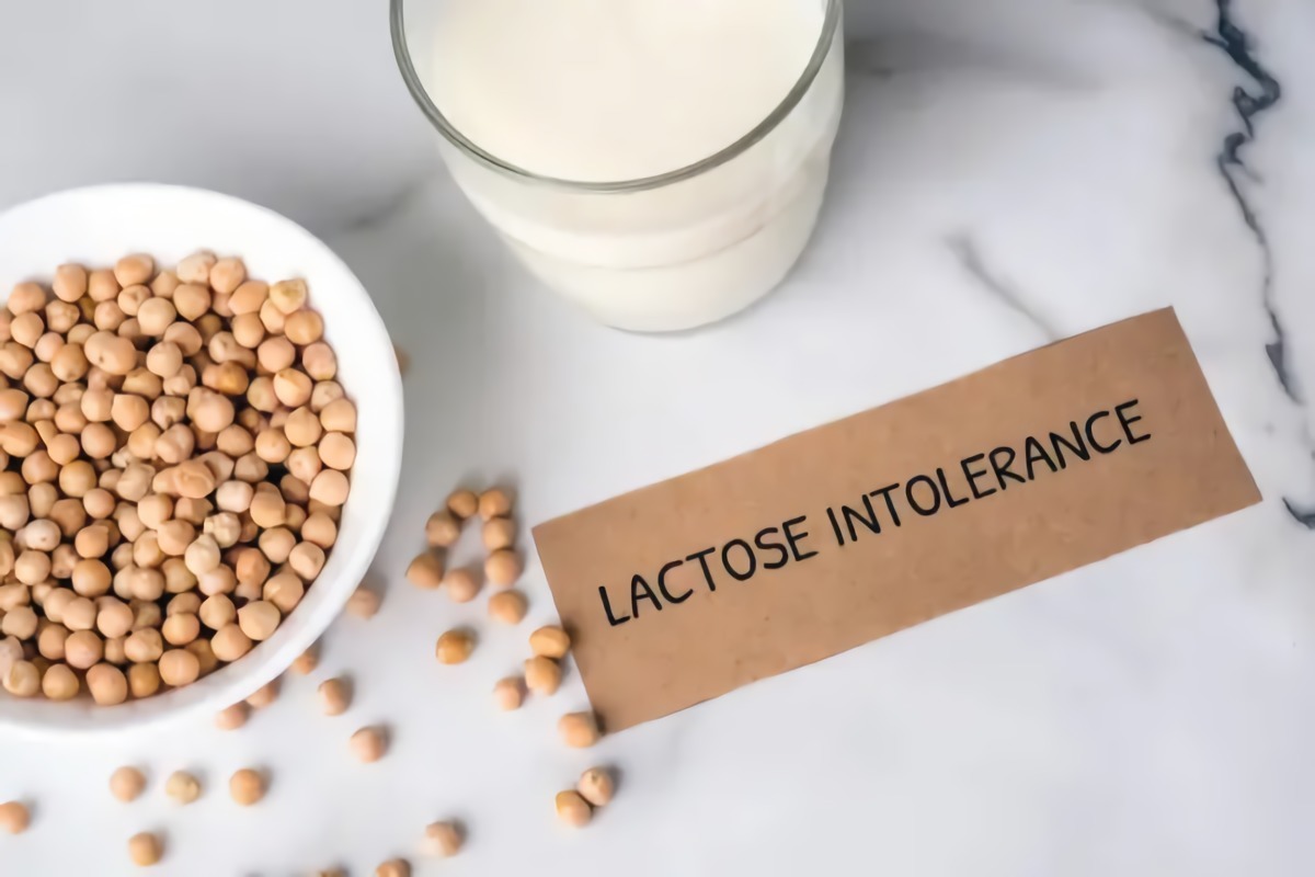 Wie äußert sich Laktoseintoleranz? Diese 5 Dinge sollen Sie in