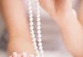 Perlen reinigen: Diese sanfte Methode garantiert, dass Perlen unbeschädigt bleiben