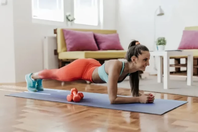 plank und 7 minuten workout zu hause machen