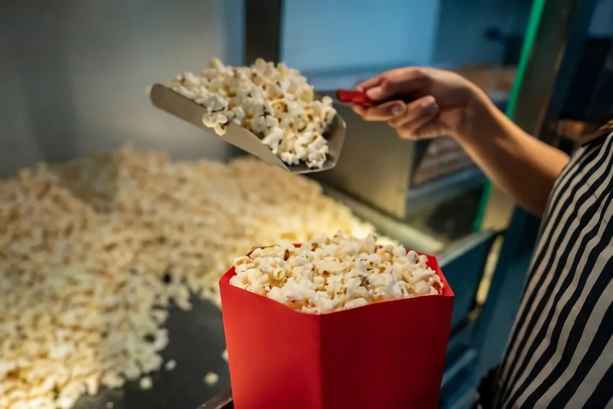 popcorn maschine im kino
