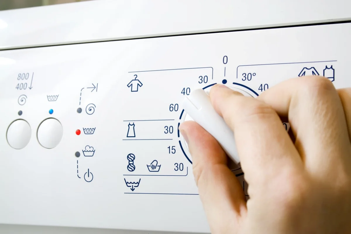 einstellung der waschmaschine auf 40 grad um fehler beim wäsche waschen zu vermeiden