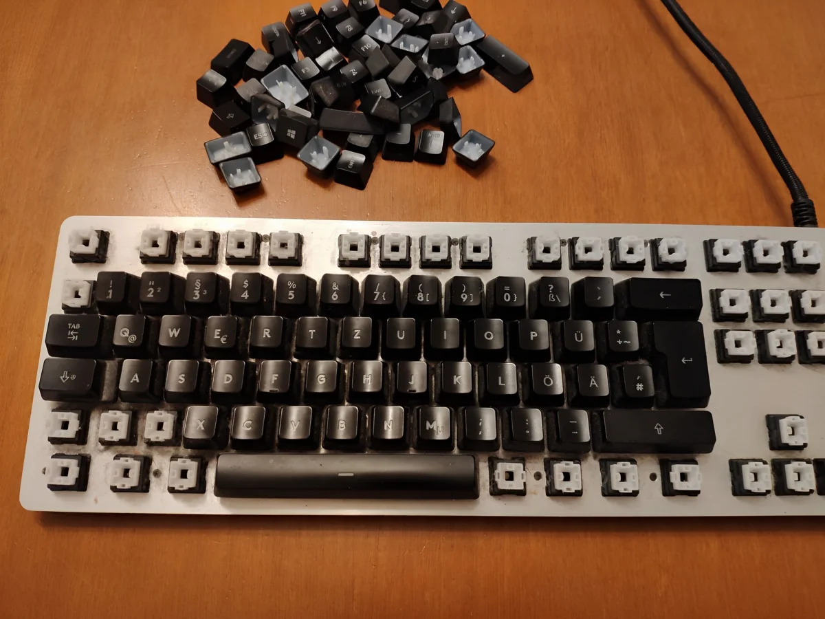 tastatur ausgebaut tasten