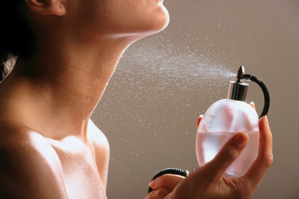 tipps und tricks parfum richtig auftragen
