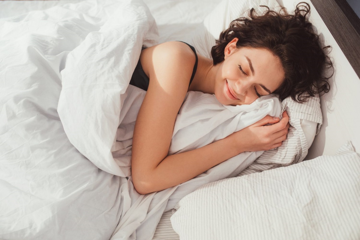 wie viel schlaf braucht man medizinische mythen