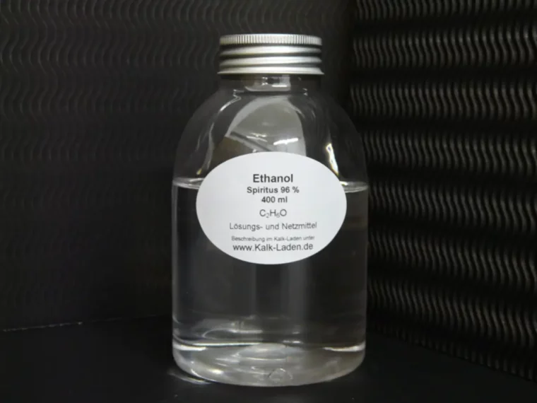 beschlagener spiegel bad warum beschlagen spiegel im haus beschlagen verhingdern eine glasflasche ethanol spiritus