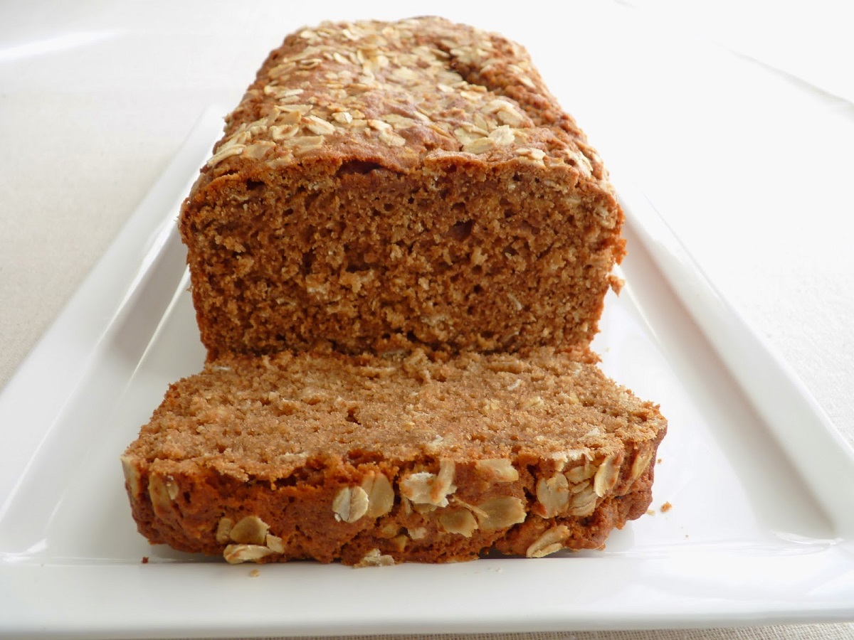 haferflockenbrot backen zu hause gesundes brot zum fruehstueck