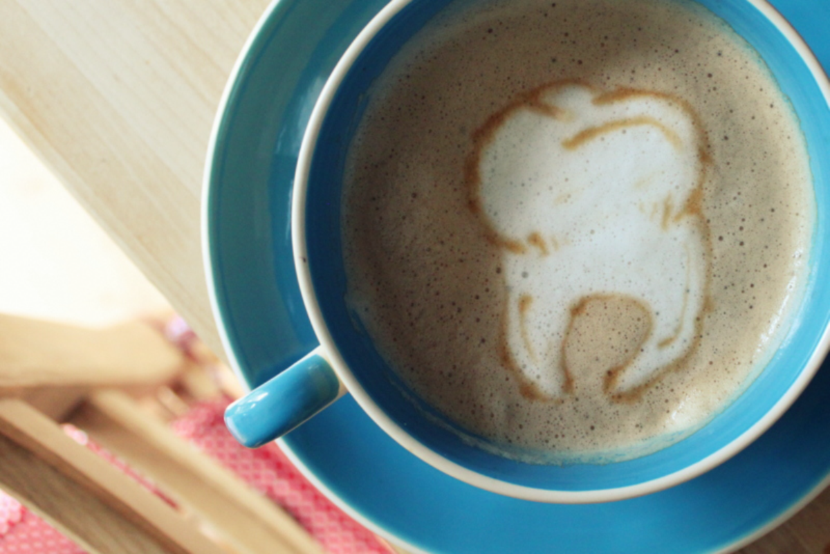 kaffeeflecken auf zaehnen entfernen effektive tipps