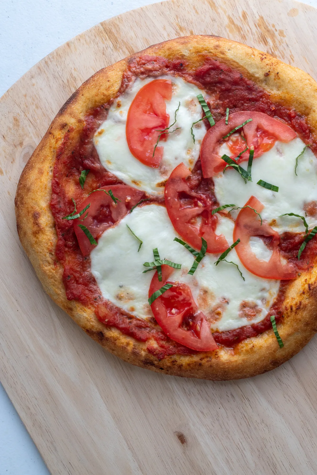 pizza selber machen käse tomaten kamut teig