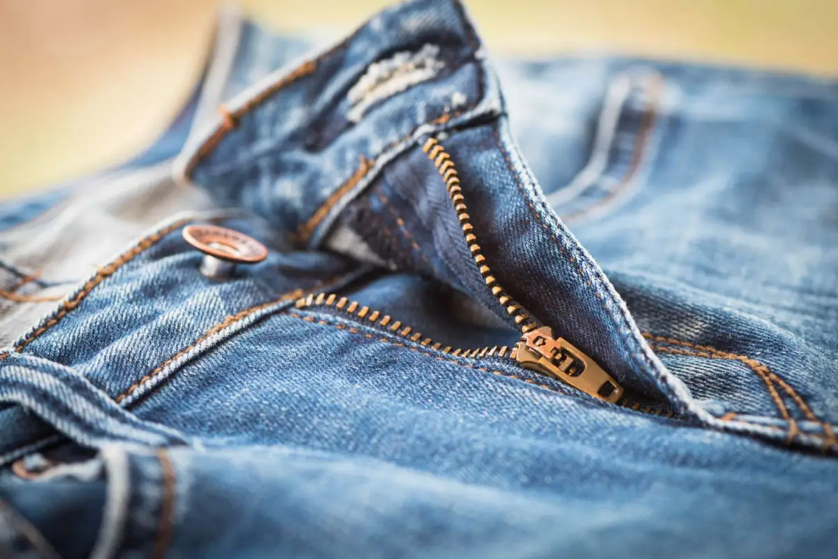 wie bekommt man einen reissverschluss wieder rein reissverschluss jeans klemmt