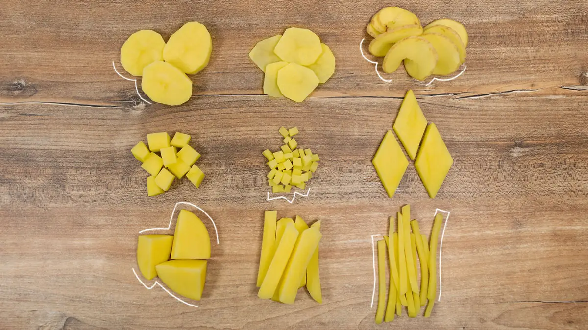 wie lange kann man kartoffeln im wasser stehen lassen geschaelte kartoffeln in 9 varianten schneiden