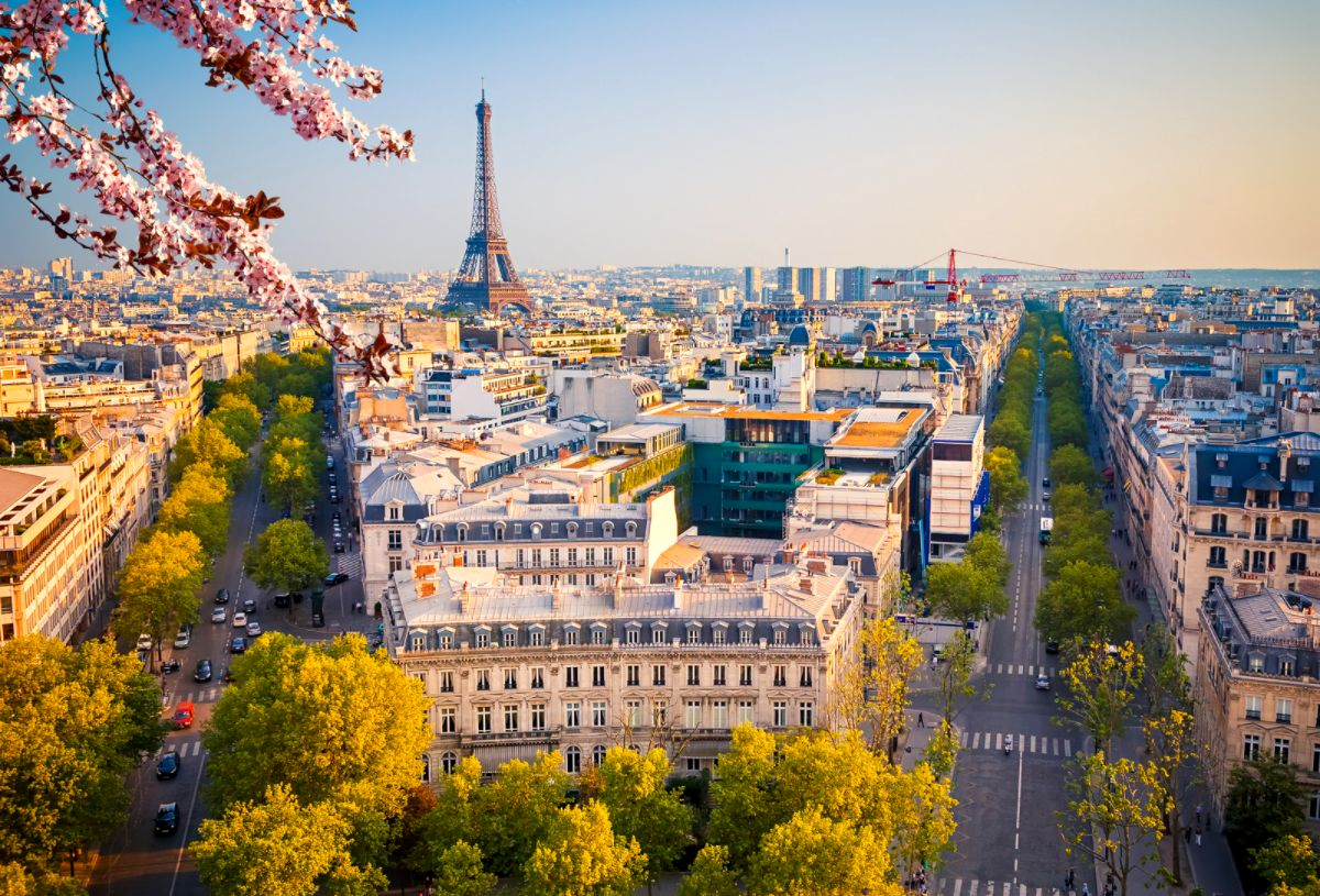 paris besuchen und flugreisen 2023 richtig planen