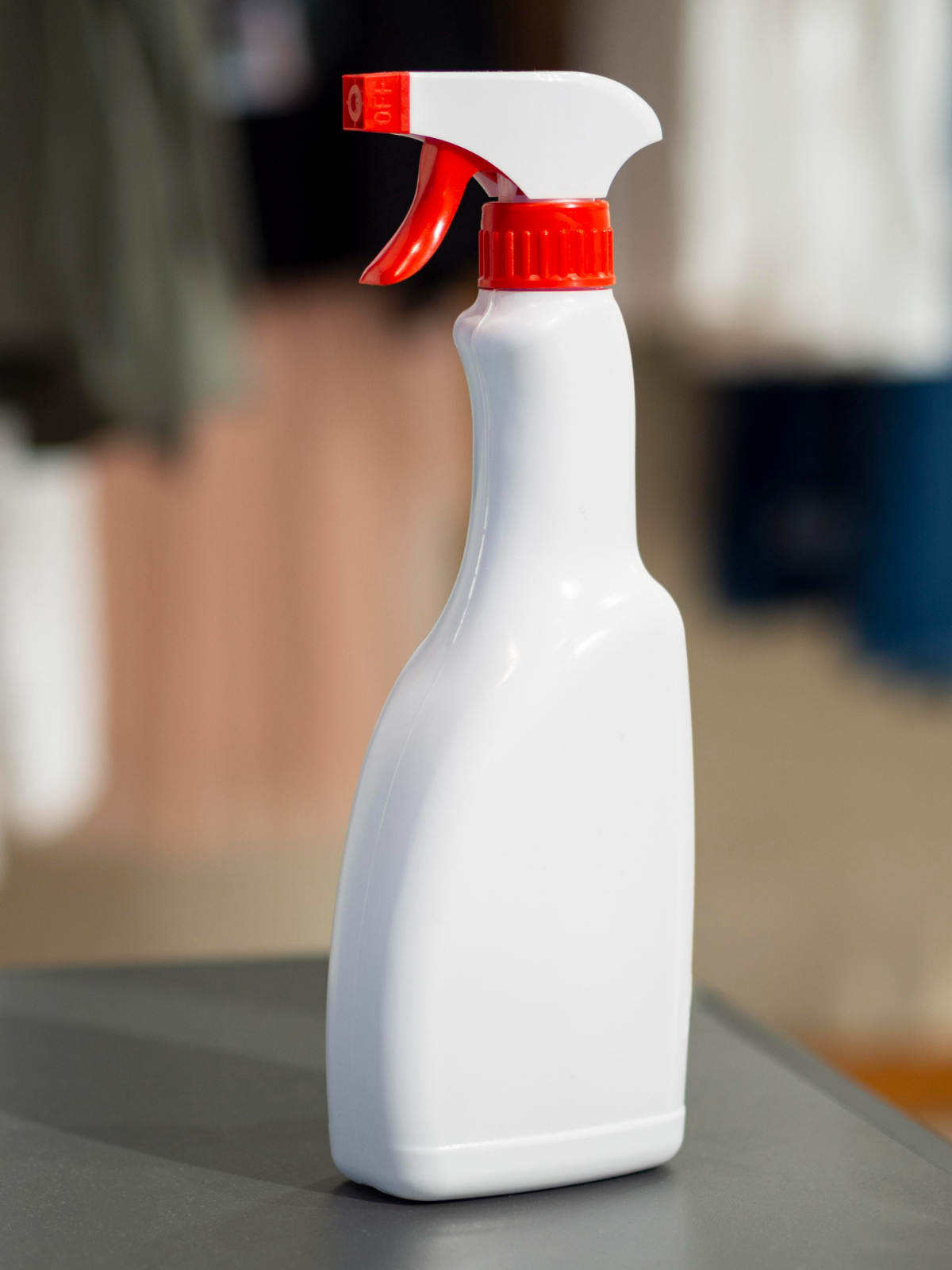 reinigungsmittel selber machen reinigungsspray mit bleiche herstellen