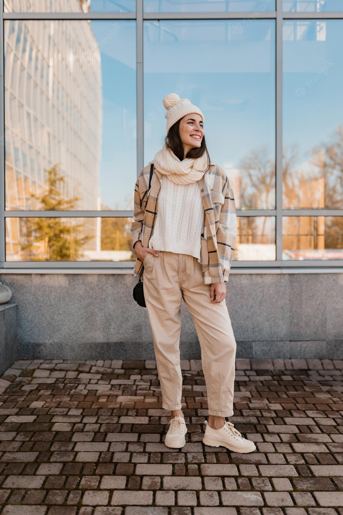 beige leinenhose kombinieren leinen im winter tragen