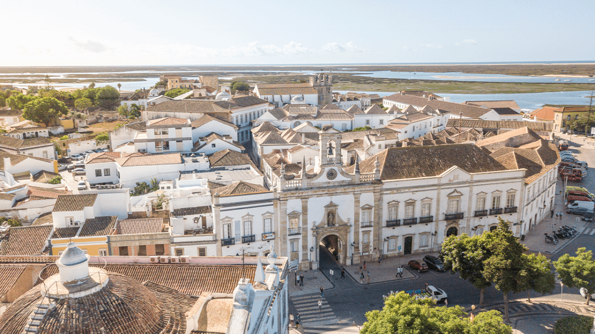 faro in portugal im september besuchen und schoene laender in europa