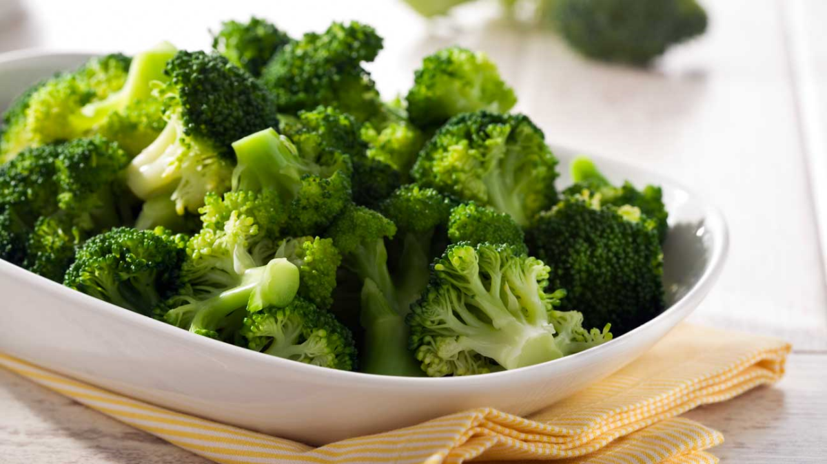 brokkoli essen und antientzuendliche ernaehrung konsumieren