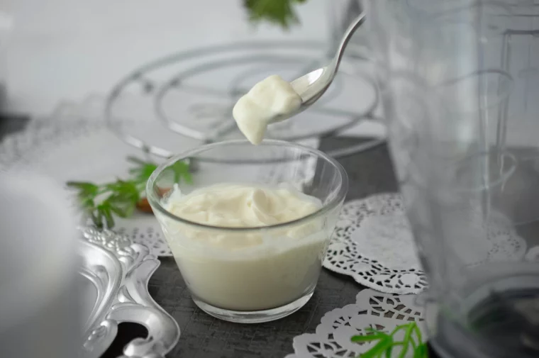 unsplash mayonnaise womit pflanzenblaetter reinigen