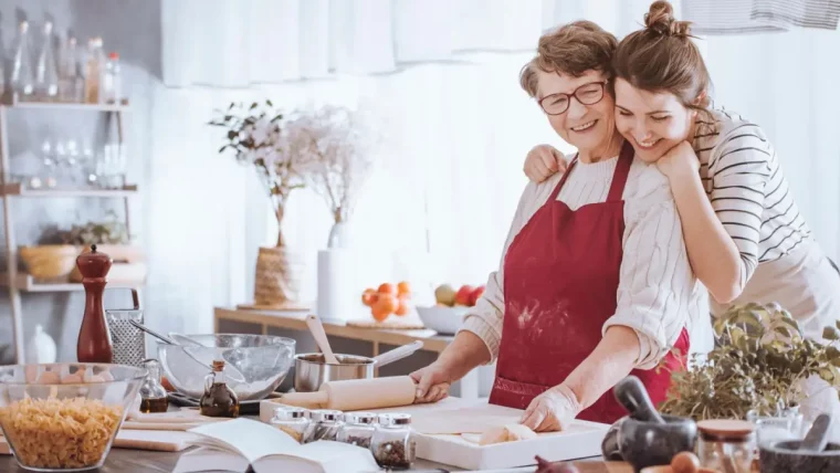 guenstig kochen wie oma was kocht oma oma und kleines kind kochen zusammen