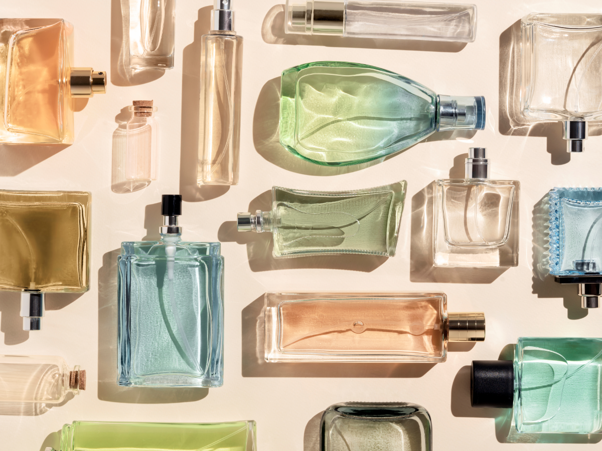 wie man viele leere parfümflaschen wiederverwenden kann