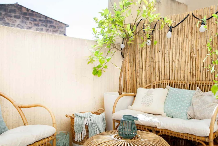 privatsphäre auf kleinem balkon mit bambus