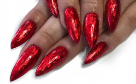 red nails alt.maggiecurlew