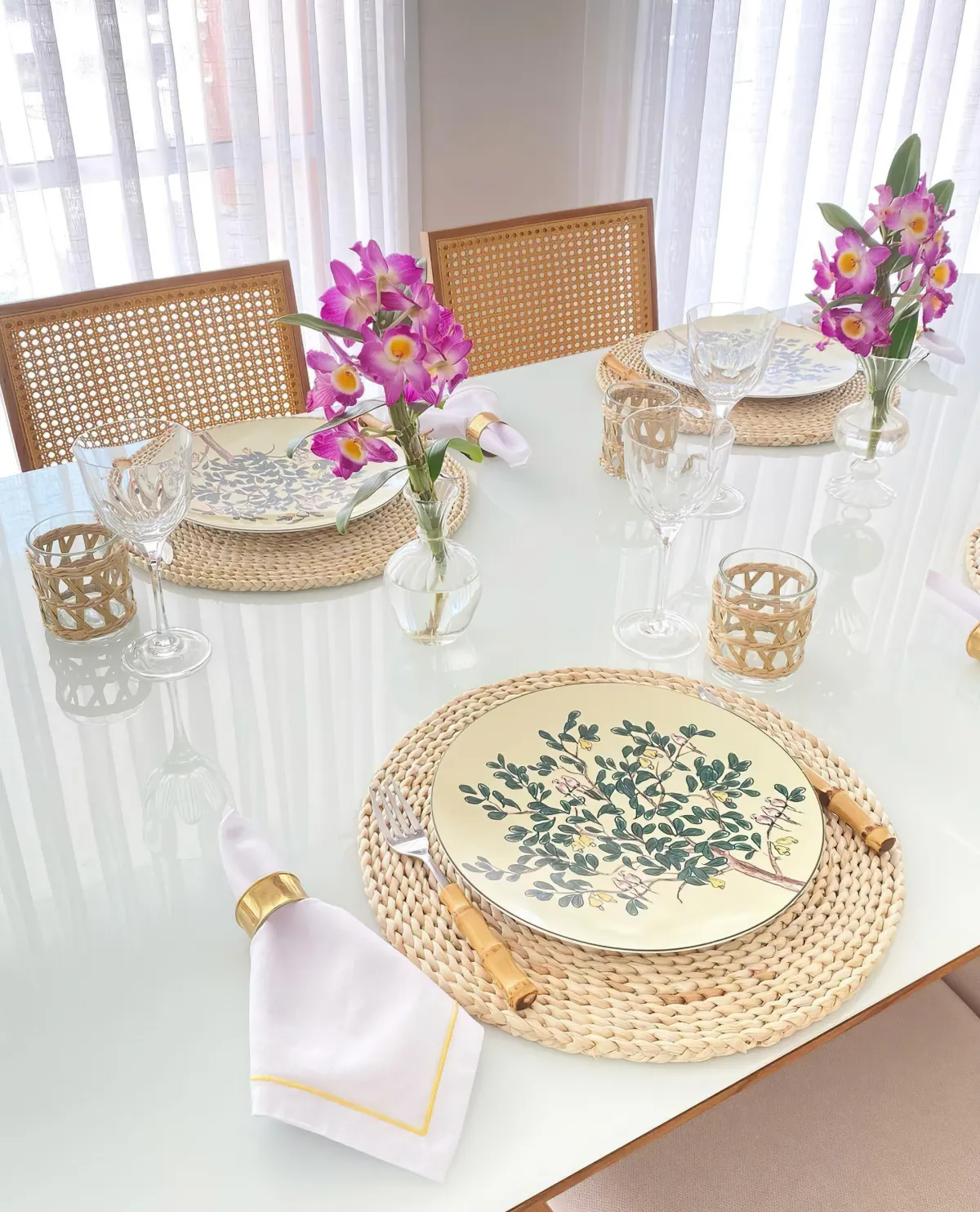 Table Decoration Ideas, Rattan Pads, Gold Napkin Rings