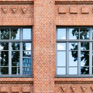 klinker reinigen klinchersteine sauber machen fassade fenster