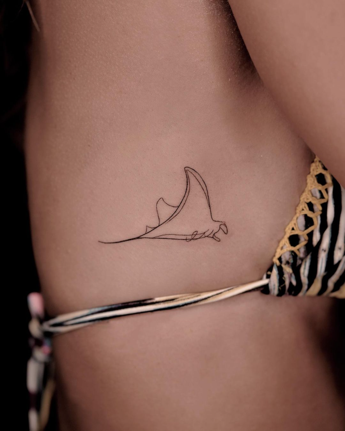 tattoo mit fisch inspiriert vom meer